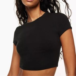 Chill Ortiz Cropped T-Shirt (Black)
